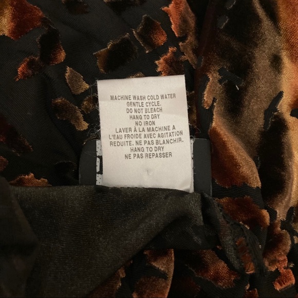 3/4 length sleeve cowl neck top - Picture 5 of 5